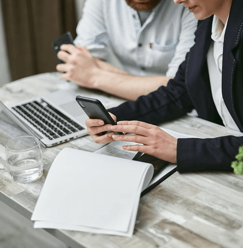 LuceMatrixTrade illustrazione del team di supporto